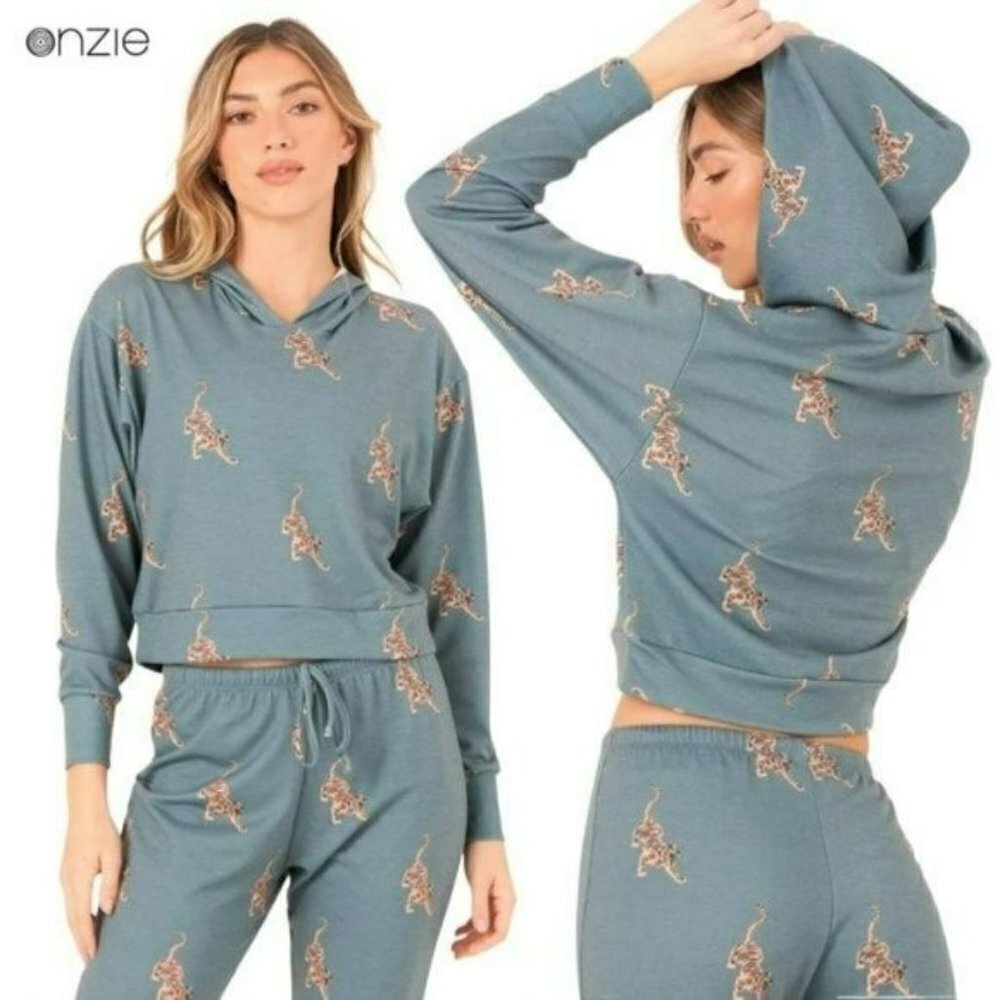 NWT ONZIE Soft French Terry Crop Pale Cacti Tiger Hoodie